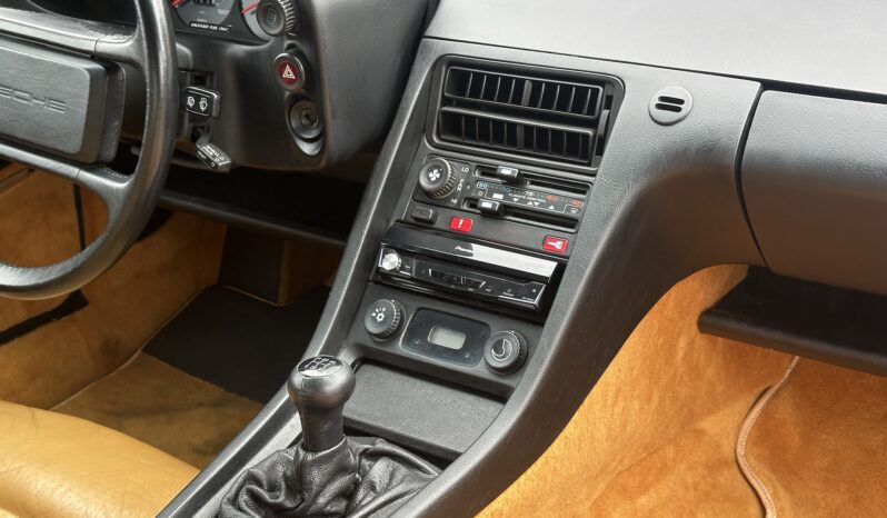 								1987 Porsche 928 S4 5-Speed full									