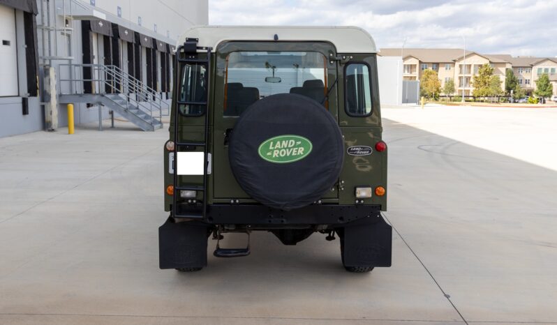 								2001 Land Rover Defender 110 full									