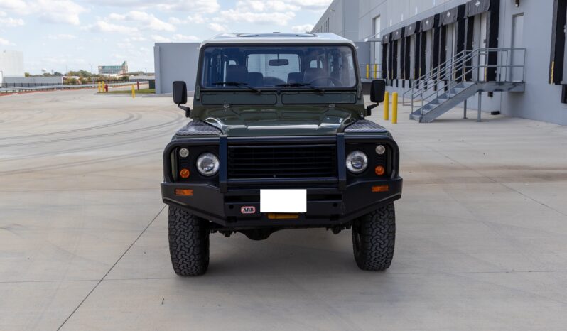 								2001 Land Rover Defender 110 full									