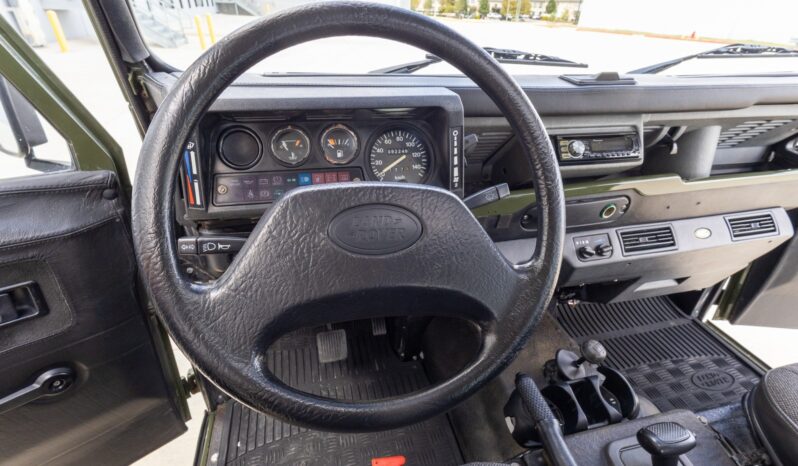 								2001 Land Rover Defender 110 full									