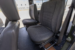 										2001 Land Rover Defender 110 full									