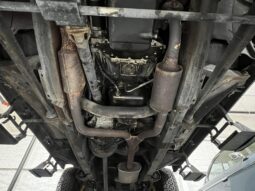 										2001 Land Rover Defender 110 full									