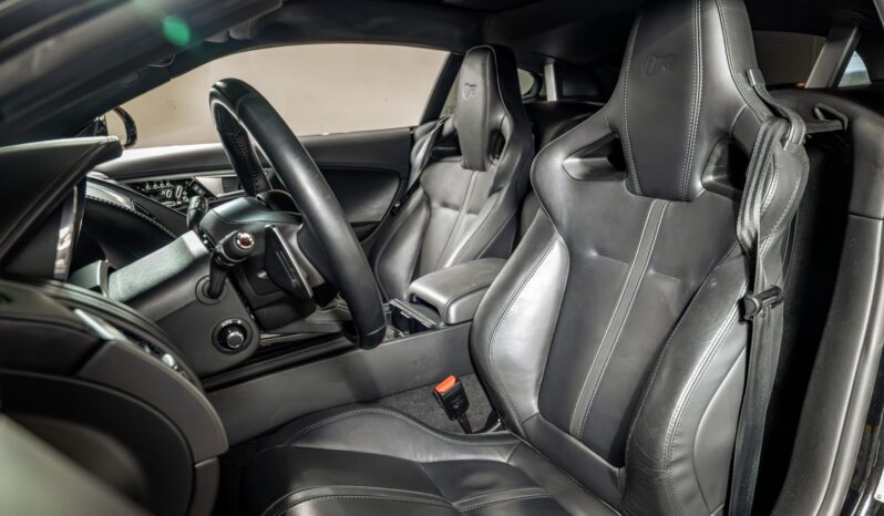 								2016 Jaguar F-Type R Coupe AWD full									