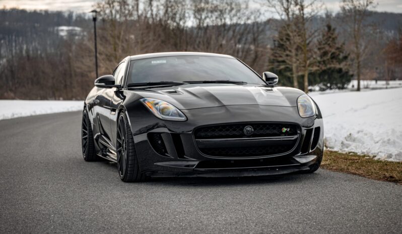 								2016 Jaguar F-Type R Coupe AWD full									