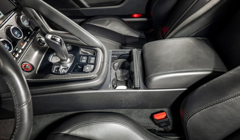 								2016 Jaguar F-Type R Coupe AWD full									