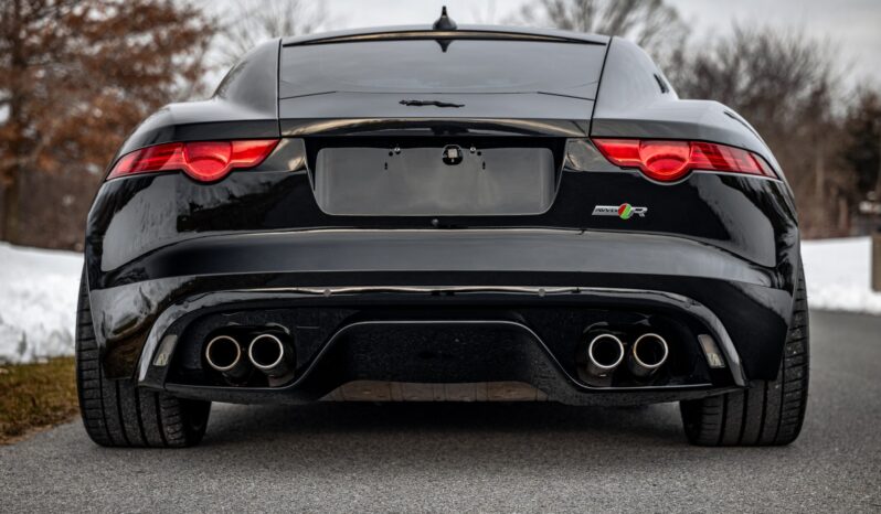 								2016 Jaguar F-Type R Coupe AWD full									