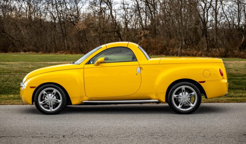 								2004 Chevrolet SSR full									