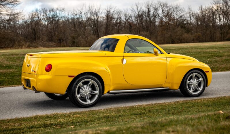 								2004 Chevrolet SSR full									