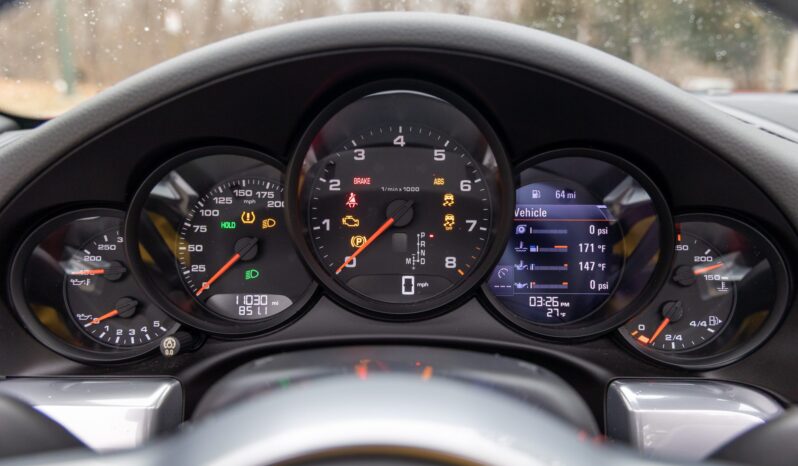 								2018 Porsche 911 Carrera 4 Cabriolet full									