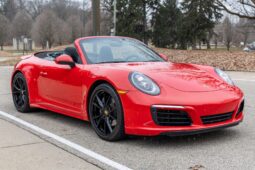 										2018 Porsche 911 Carrera 4 Cabriolet full									