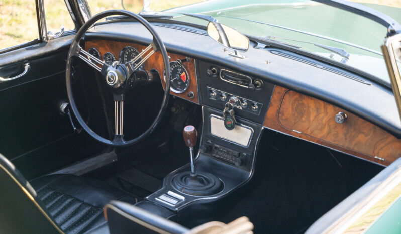 								1965 Austin-Healey 3000 BJ8 Mk III full									