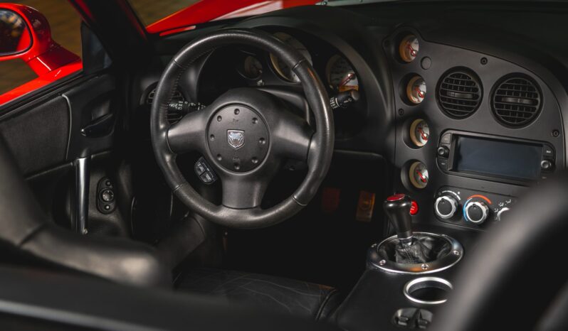 								2003 Dodge Viper SRT-10 Roadster full									