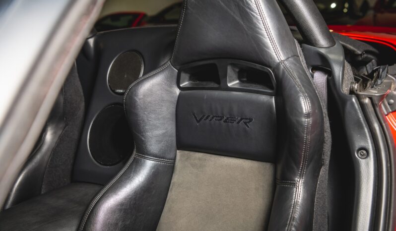 								2003 Dodge Viper SRT-10 Roadster full									