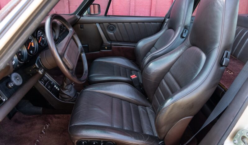 								1986 Porsche 911 Carrera Targa full									