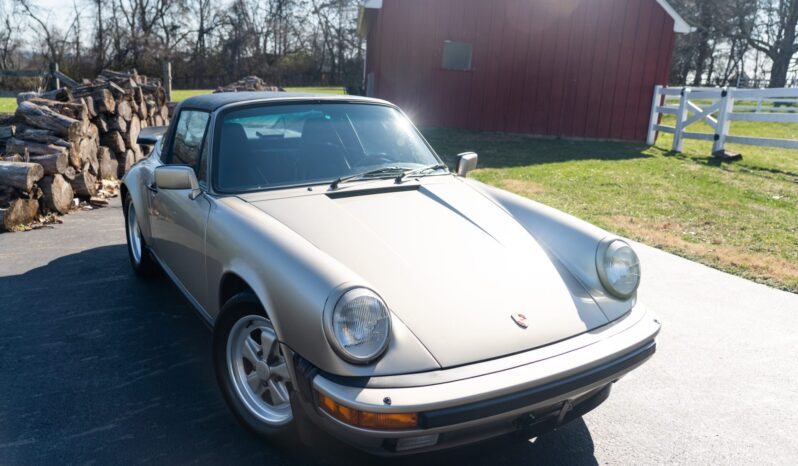 								1986 Porsche 911 Carrera Targa full									