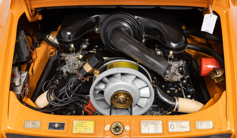 								1970 Porsche 911T Coupe full									