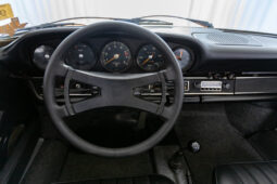										1970 Porsche 911T Coupe full									