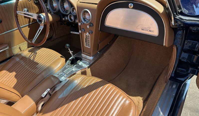 								1963 Chevrolet Corvette Convertible 4-Speed full									