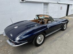 										1963 Chevrolet Corvette Convertible 4-Speed full									