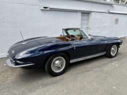 										1963 Chevrolet Corvette Convertible 4-Speed full									