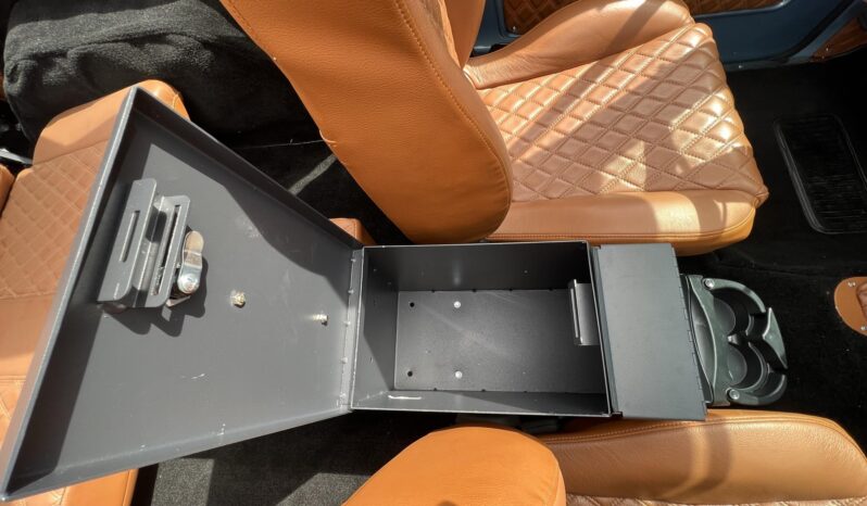 								1969 Ford Bronco full									