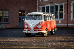 1962 Volkswagen Bus Deluxe