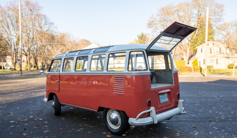 								1962 Volkswagen Bus Deluxe full									