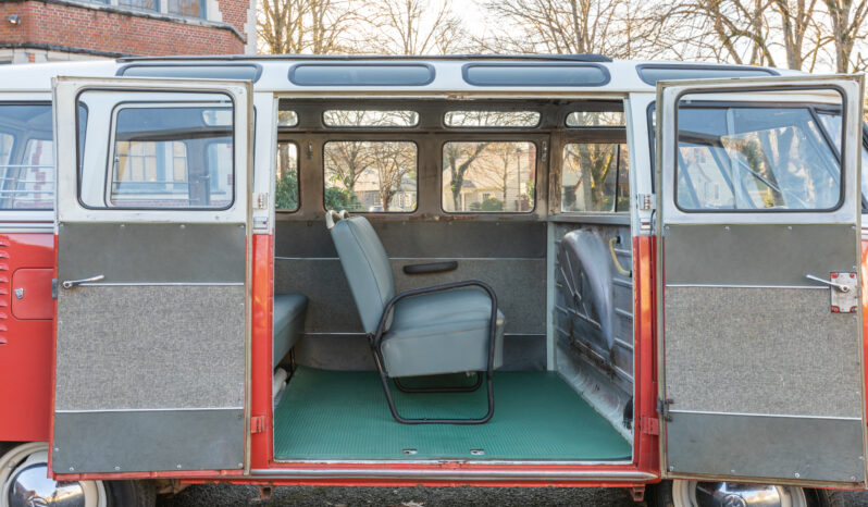 								1962 Volkswagen Bus Deluxe full									