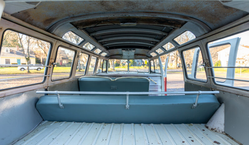								1962 Volkswagen Bus Deluxe full									