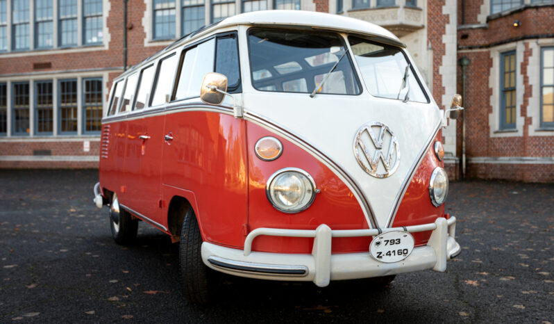 								1962 Volkswagen Bus Deluxe full									