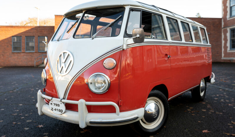 								1962 Volkswagen Bus Deluxe full									