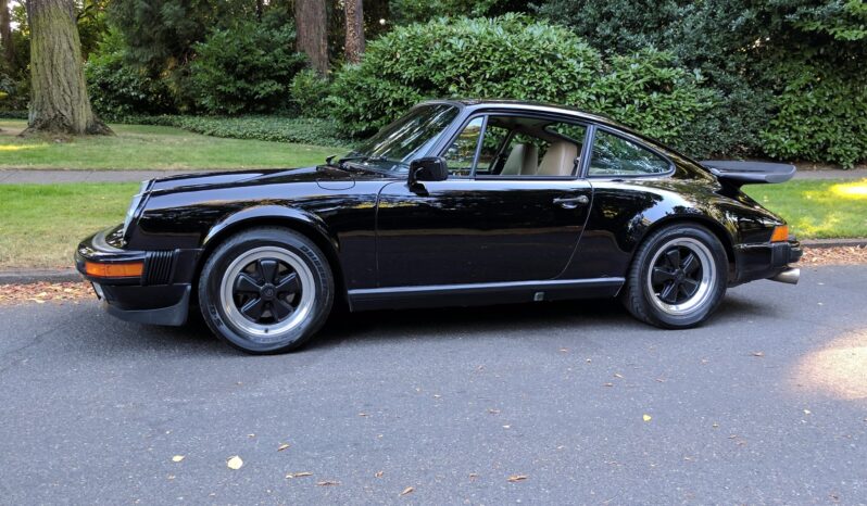 								1984 Porsche 911 Carrera Coupe full									
