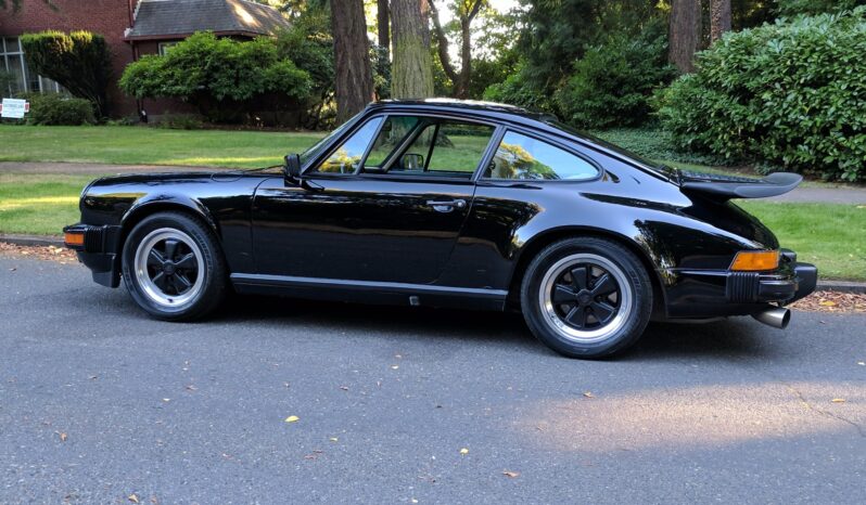 								1984 Porsche 911 Carrera Coupe full									