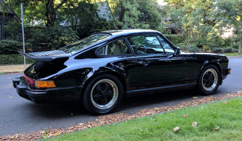 								1984 Porsche 911 Carrera Coupe full									