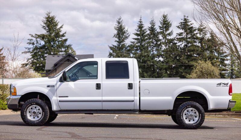 								2000 Ford F-350 Super Duty XLT Crew Cab Power Stroke 4×4 full									