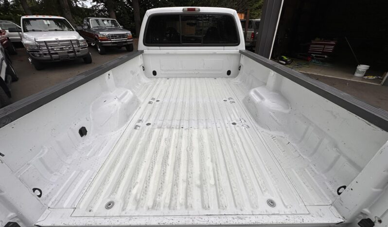 								2000 Ford F-350 Super Duty XLT Crew Cab Power Stroke 4×4 full									