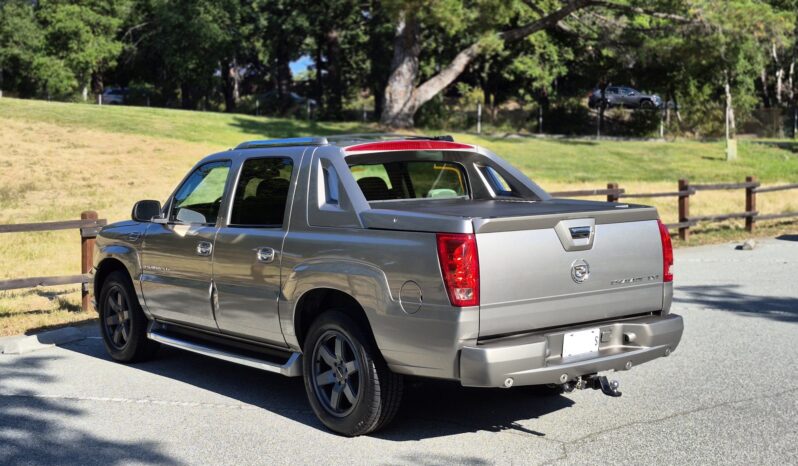								2003 Cadillac Escalade EXT full									