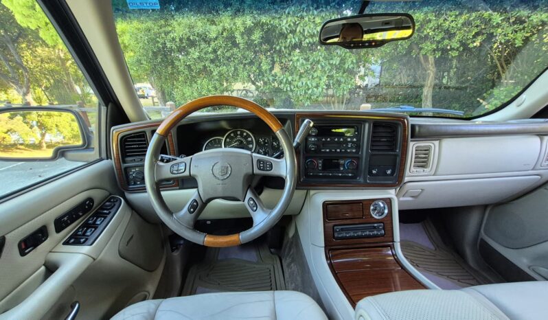 								2003 Cadillac Escalade EXT full									