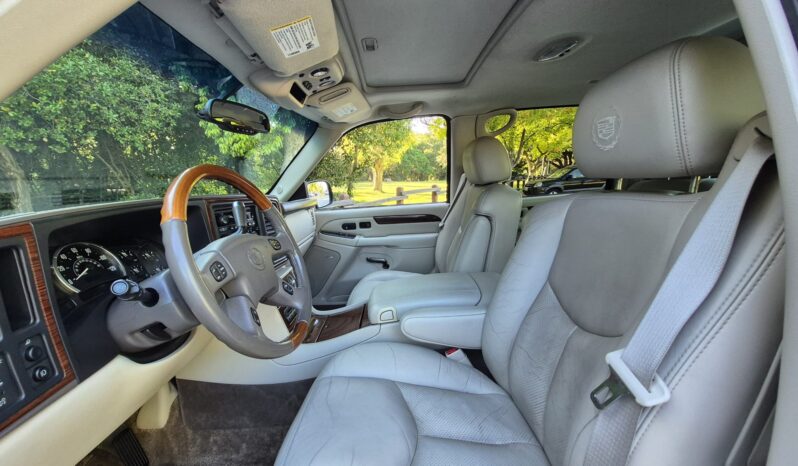 								2003 Cadillac Escalade EXT full									