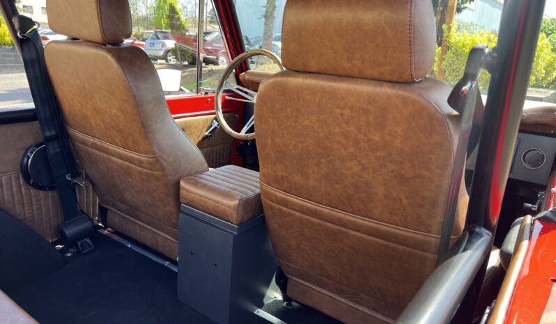 								1977 Ford Bronco 302 full									