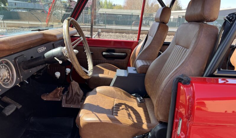 								1977 Ford Bronco 302 full									