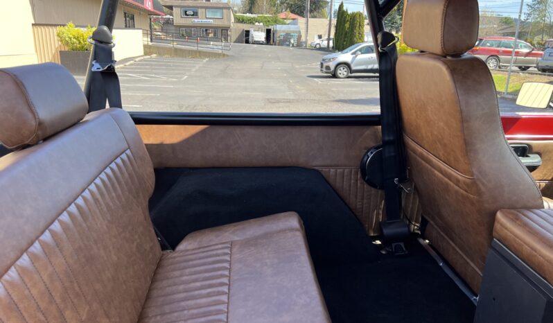 								1977 Ford Bronco 302 full									