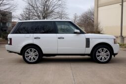 										2011 Land Rover Range Rover HSE Luxury full									