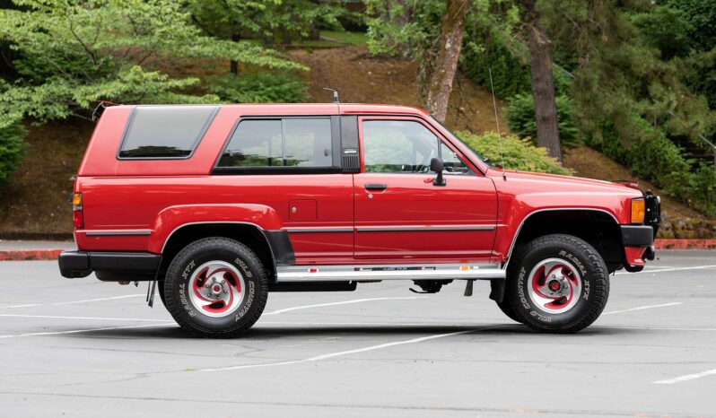 								1986 Toyota 4Runner SR5 4×4 5-Speed full									