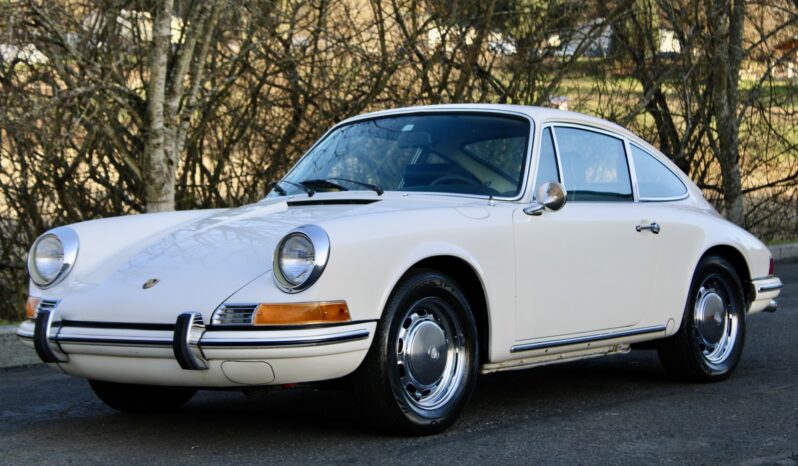 								1970 Porsche 911T Coupe full									