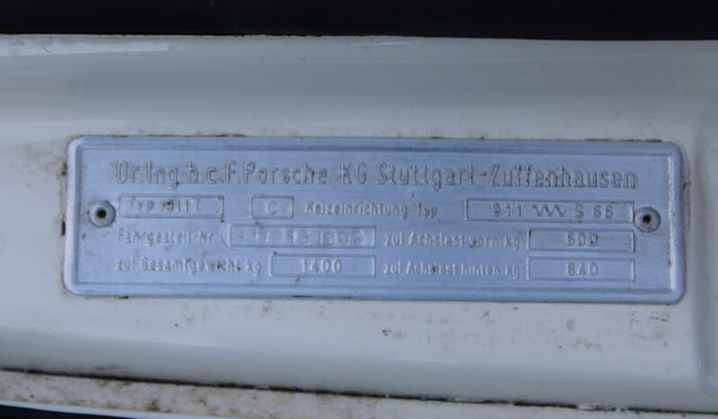 								1970 Porsche 911T Coupe full									