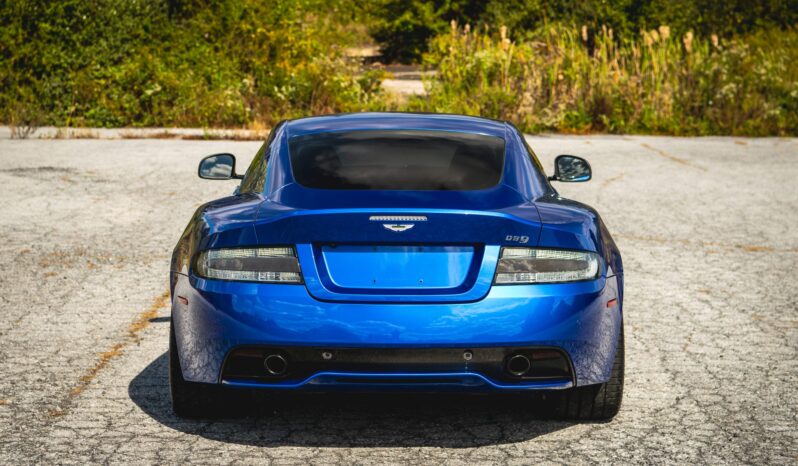 								2015 Aston Martin DB9 Carbon Edition full									