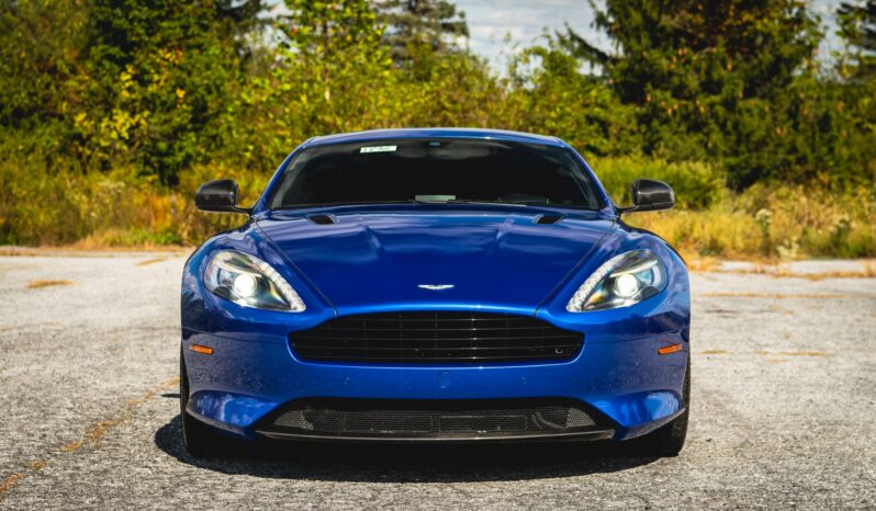 								2015 Aston Martin DB9 Carbon Edition full									