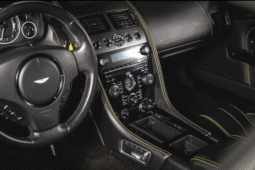 										2015 Aston Martin DB9 Carbon Edition full									