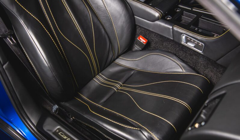 								2015 Aston Martin DB9 Carbon Edition full									